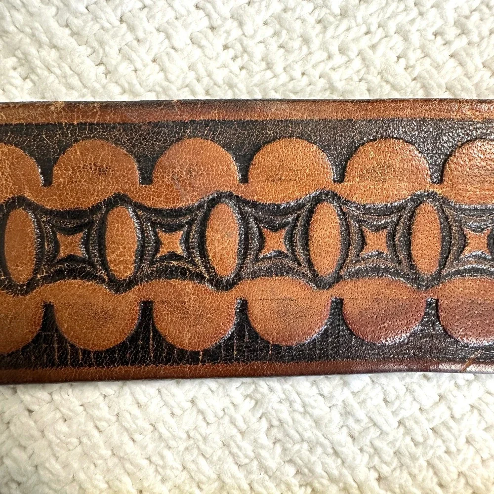 VTG 70s Tooled Leather Belt Steerhide Brown Boho Western Folk Artisan 38 USA‎